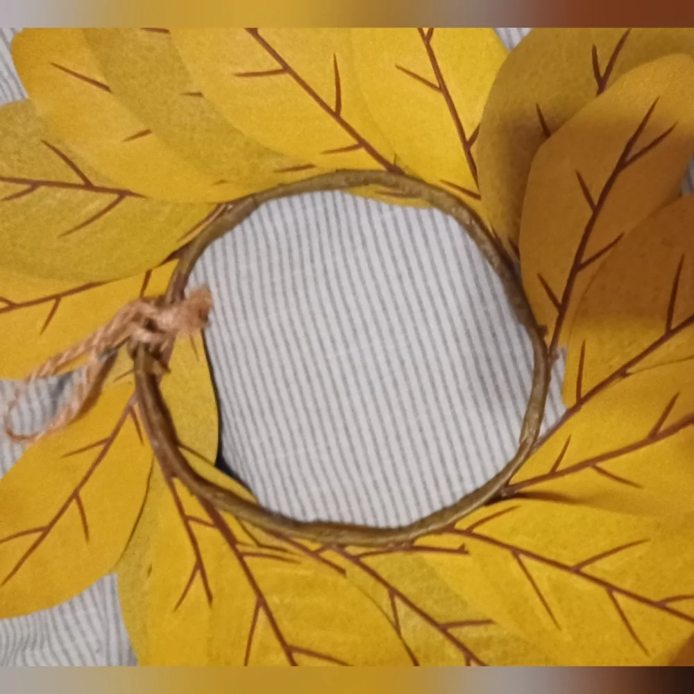 Faux leaf wreath frame wall decor